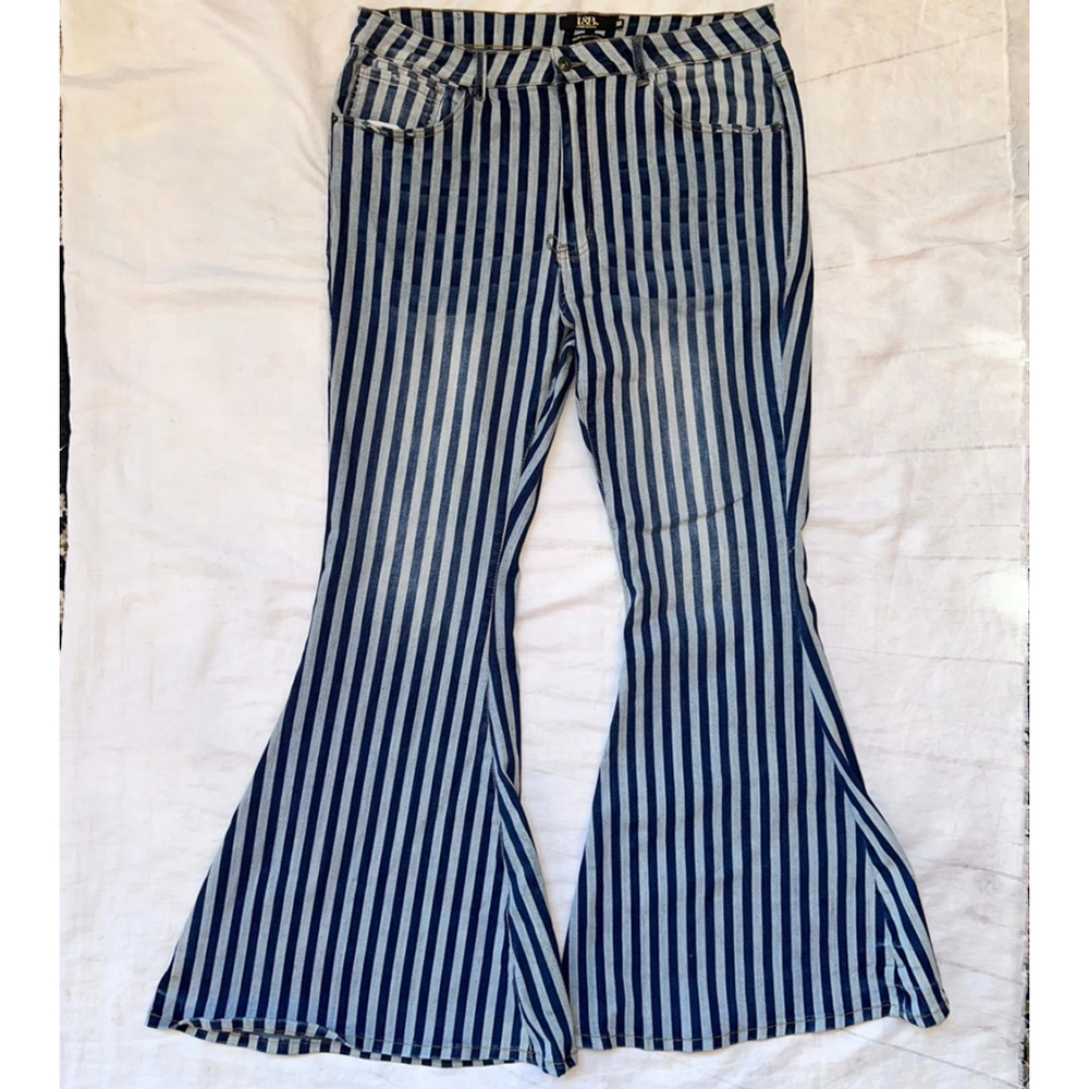 NWOT Women’s Size 18 Lucky & Blessed High Rise Flare Stretch Blue Western Jeans